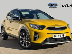 Zest yellow with black roof Used 2021 Kia Stonic SUV | £13,295 (Fair price)