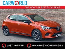 Orange Used 2023 Renault Clio V Evolution Hatchback | £13,990 (Super price)