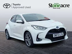 White Used 2023 Toyota Yaris Hybrid Hatchback | £20,000 (Fair price)