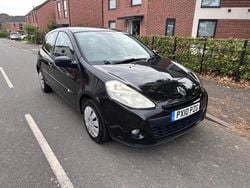 Black Used 2010 Renault Clio II Extreme Hatchback | £1,550 (Good price)