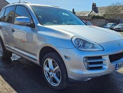 Silver Used 2009 Porsche Cayenne SUV | £8,000 (Expensive)