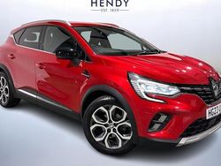 Id flame red Used 2023 Renault Captur Techno SUV | £16,899 (Fair price)