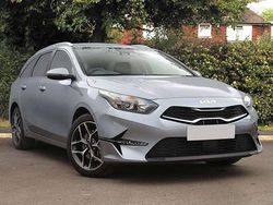 New 2025 Kia Ceed Hatchback | £22,495