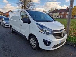 White Used 2018 Vauxhall Vivaro Sportive Van | £4,499 (Expensive)