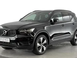 Black Used 2022 Volvo XC40 R-Design SUV | £18,620 (Fair price)