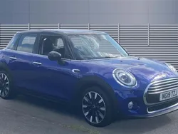 Used 2021 Mini Cooper Exclusive Hatchback | £10,924 (Fair price)
