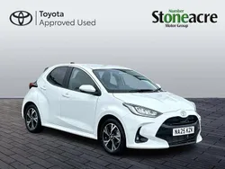 White Used 2025 Toyota Yaris Hybrid Design Hatchback | £20,500 (Fair price)