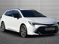 White Used 2025 Toyota Corolla Sport | £31,050