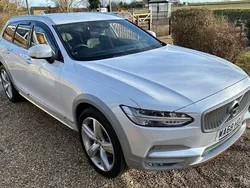 White Used 2018 Volvo V90 CC Ocean Race Estate | £26,995 (Fair price)