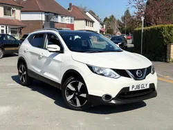 White Used 2015 Nissan Qashqai N-Connecta SUV | £7,995 (A bit pricey)