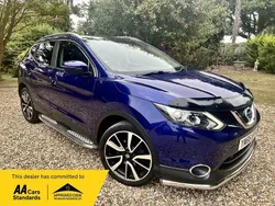 Blue Used 2016 Nissan Qashqai Tekna SUV | £9,995 (Fair price)