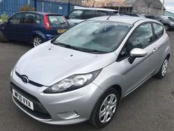 Silver metallic Used 2010 Ford Fiesta Hatchback | £2,295 (Good price)