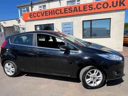 Black Used 2016 Ford Fiesta Zetec Hatchback | £4,695 (Fair price)