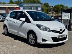 White Used 2013 Toyota Yaris Multidrive S Hatchback | £7,895 (Fair price)