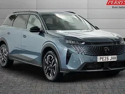 Used 2025 Peugeot 5008 Allure MPV | £32,000 (Expensive)