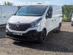 White Used 2015 Renault Trafic Business Van | £7,000 (Fair price)