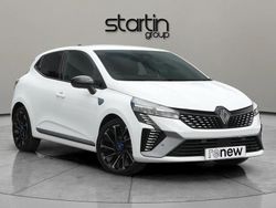 White Used 2024 Renault Clio V Esprit Alpine Hatchback | £15,850 (Fair price)