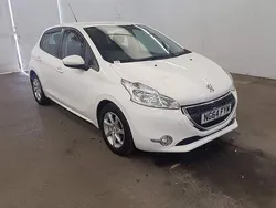 Used 2015 Peugeot 208 Active Hatchback | £4,499 (Fair price)