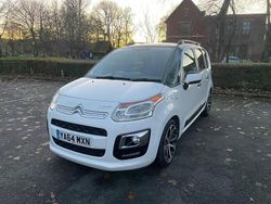 White Used 2015 Citroën C3 Picasso SELECTION MPV | £3,990 (Fair price)