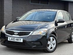 Black Used 2010 Kia Ceed 2 Hatchback | £2,990 (Good price)