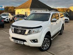 White Used 2016 Nissan Navara Tekna Pickup | £15,295 (Expensive)
