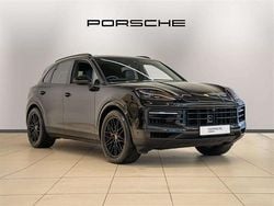 Black Used 2025 Porsche Cayenne S SUV | £92,990 (Super price)