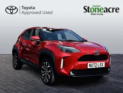 Red Used 2022 Toyota Yaris Hybrid Design Hatchback | £19,000 (Expensive)