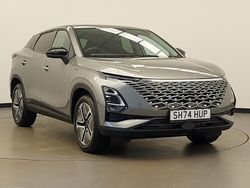 Silver Used 2024 Omoda 5 SUV | £21,998 (Fair price)