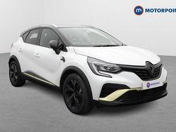 White/black Used 2024 Renault Captur Engineered SUV | £17,799 (Fair price)