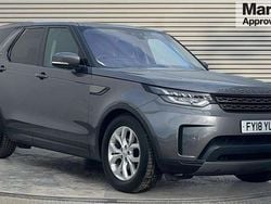 Grey Used 2018 Land Rover Discovery 5 SE SUV | £24,698 (Fair price)