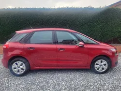 Red Used 2014 Citroën C4 Picasso VTR Sport MPV | £4,195 (Good price)