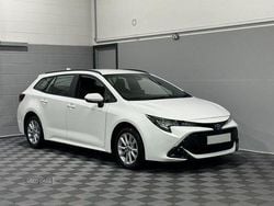White Used 2025 Toyota Corolla Estate | £25,995 (Fair price)
