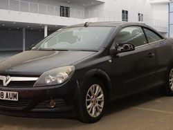 Black Used 2008 Vauxhall Astra Cabriolet Sport Cabriolet | £395