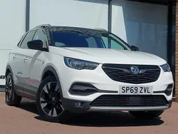 White Used 2019 Vauxhall Grandland X Design Edition SUV | £11,398 (Fair price)