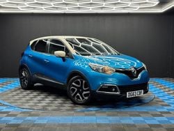 Blue/cream Used 2013 Renault Captur Dynamique SUV | £3,490 (Fair price)