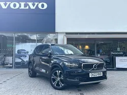 Black Used 2022 Volvo XC40 Inscription SUV | £28,890 (A bit pricey)