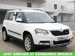 White Used 2016 Skoda Yeti SE SUV | £12,995 (Fair price)