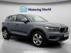 Grey Used 2019 Volvo XC40 Momentum SUV | £15,900 (Fair price)