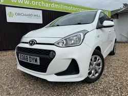 White Used 2018 Hyundai i10 SE Hatchback | £6,995 (Fair price)