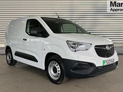 White Used 2022 Vauxhall Combo MPV | £9,355 (Super price)
