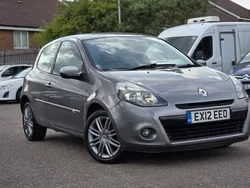 Grey Used 2012 Renault Clio IV Dynamique Hatchback | £1,390 (Fair price)