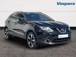 Black Used 2016 Nissan Qashqai N-Vision SUV | £9,989 (Good price)