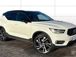 White Used 2018 Volvo XC40 R-Design Pro SUV | £19,435 (Good price)