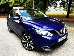 Blue Used 2016 Nissan Qashqai Tekna SUV | £9,595 (Fair price)