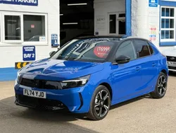 Voltaic blue metallic with black roof New 2024 Vauxhall Corsa Hatchback | £16,995 (Fair price)