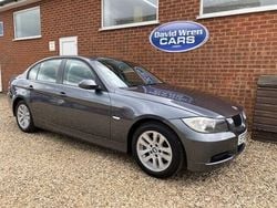 Grey Used 2006 BMW 320 Sedan | £3,990 (Fair price)