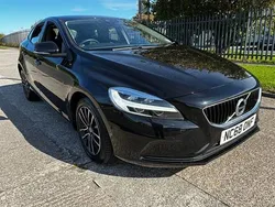 Used 2019 Volvo V40 Momentum Estate | £9,995 (Fair price)