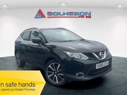 Black Used 2017 Nissan Qashqai Tekna SUV | £7,695 (Fair price)