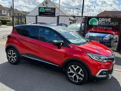 Red black Used 2019 Renault Captur GT-Line SUV | £9,950 (Fair price)