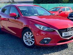 Red Used 2015 Mazda 3 Hatchback | £5,995 (Fair price)